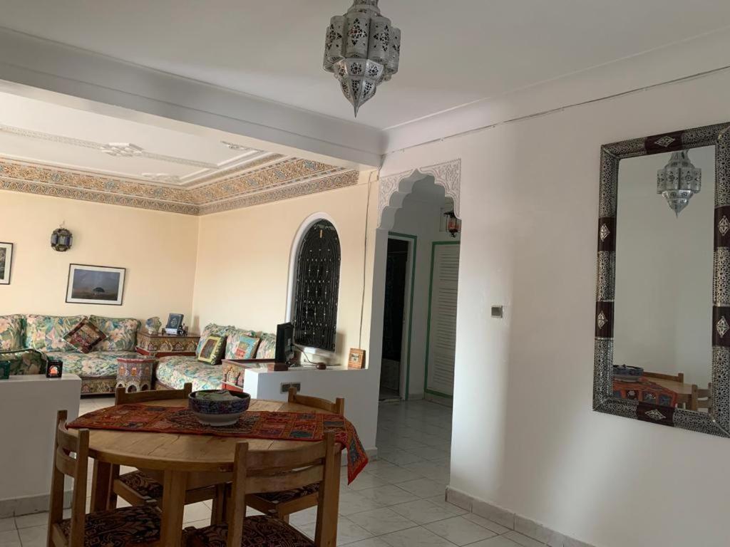 Appartement Perle Rare Au Centre De Marrakech มาร์ราเกช ภายนอก รูปภาพ
